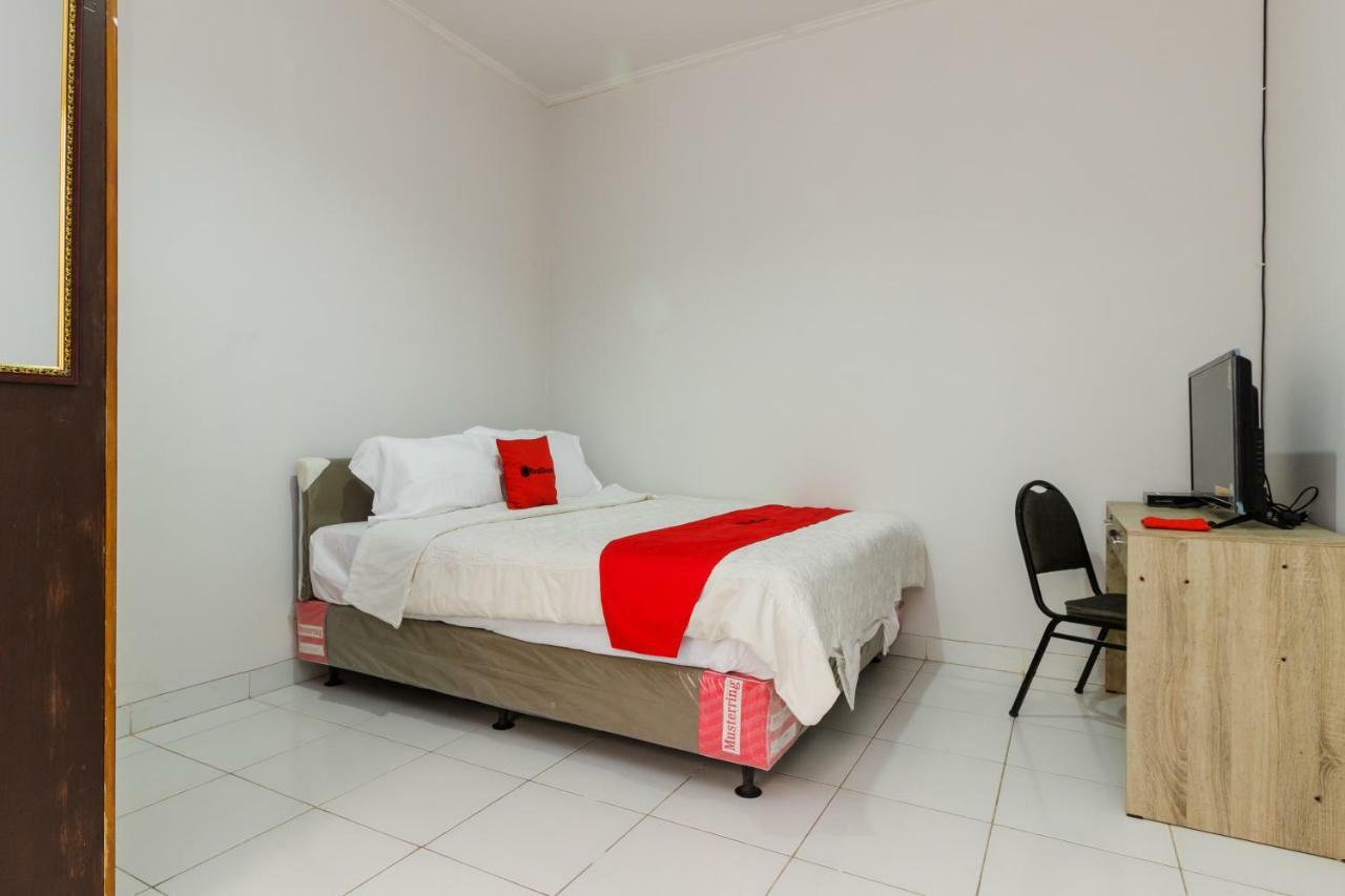 Reddoorz Syariah Near Pondok Indah Mall 3 Yakarta Exterior foto